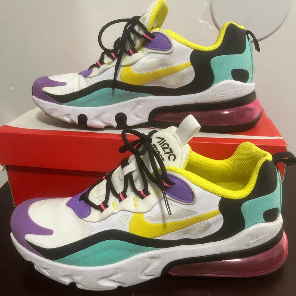 Air Max 270 React